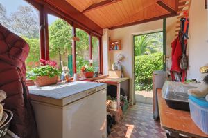 Photo 18- click for photo gallery